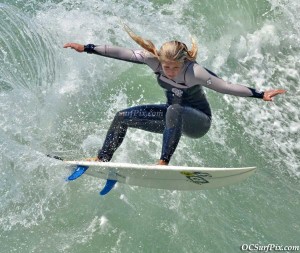 females surf 2011